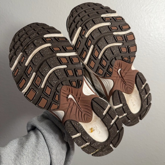 Nike V5 RNR - Picture 3 of 3